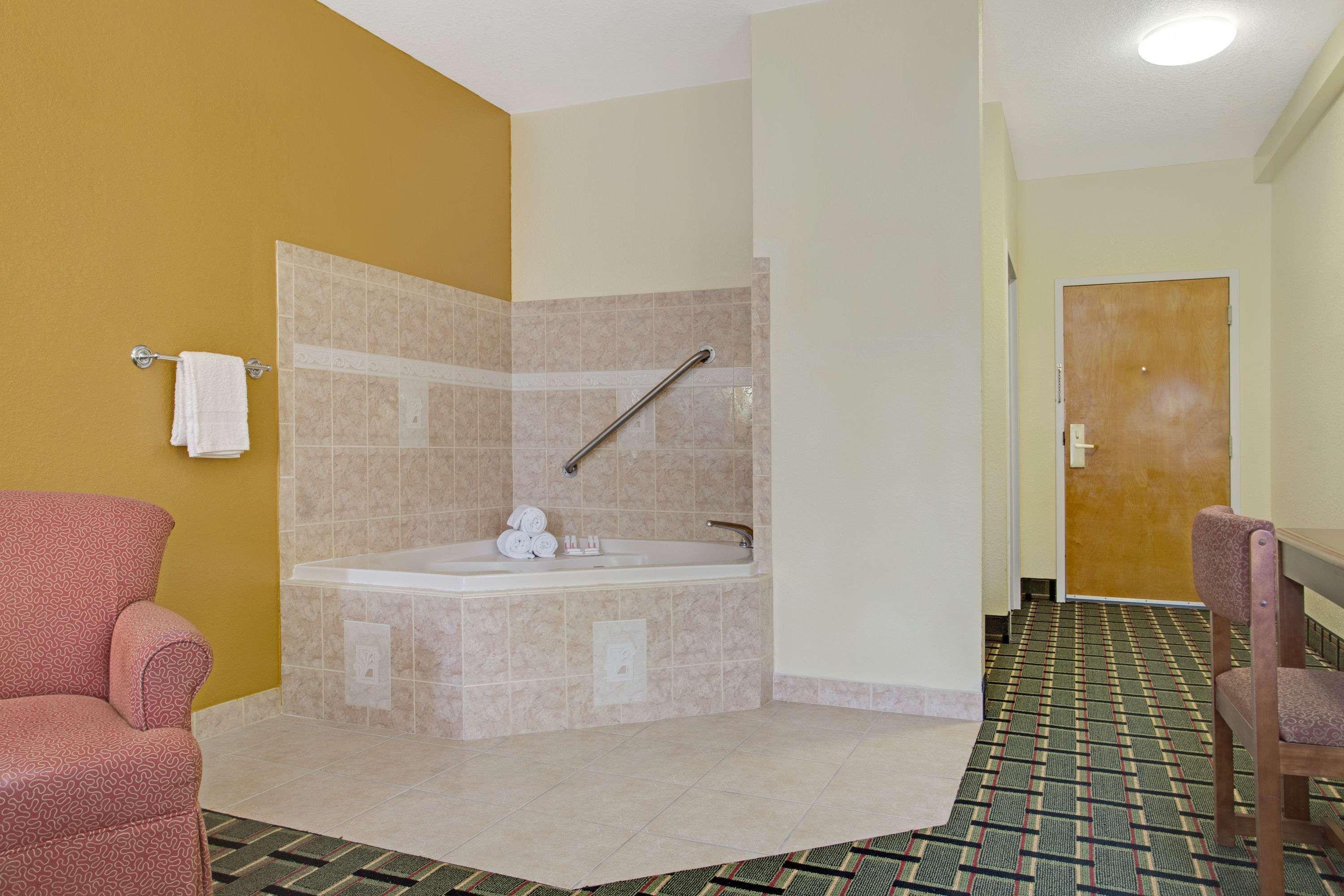 Hotel Super 8 By Wyndham Daytona